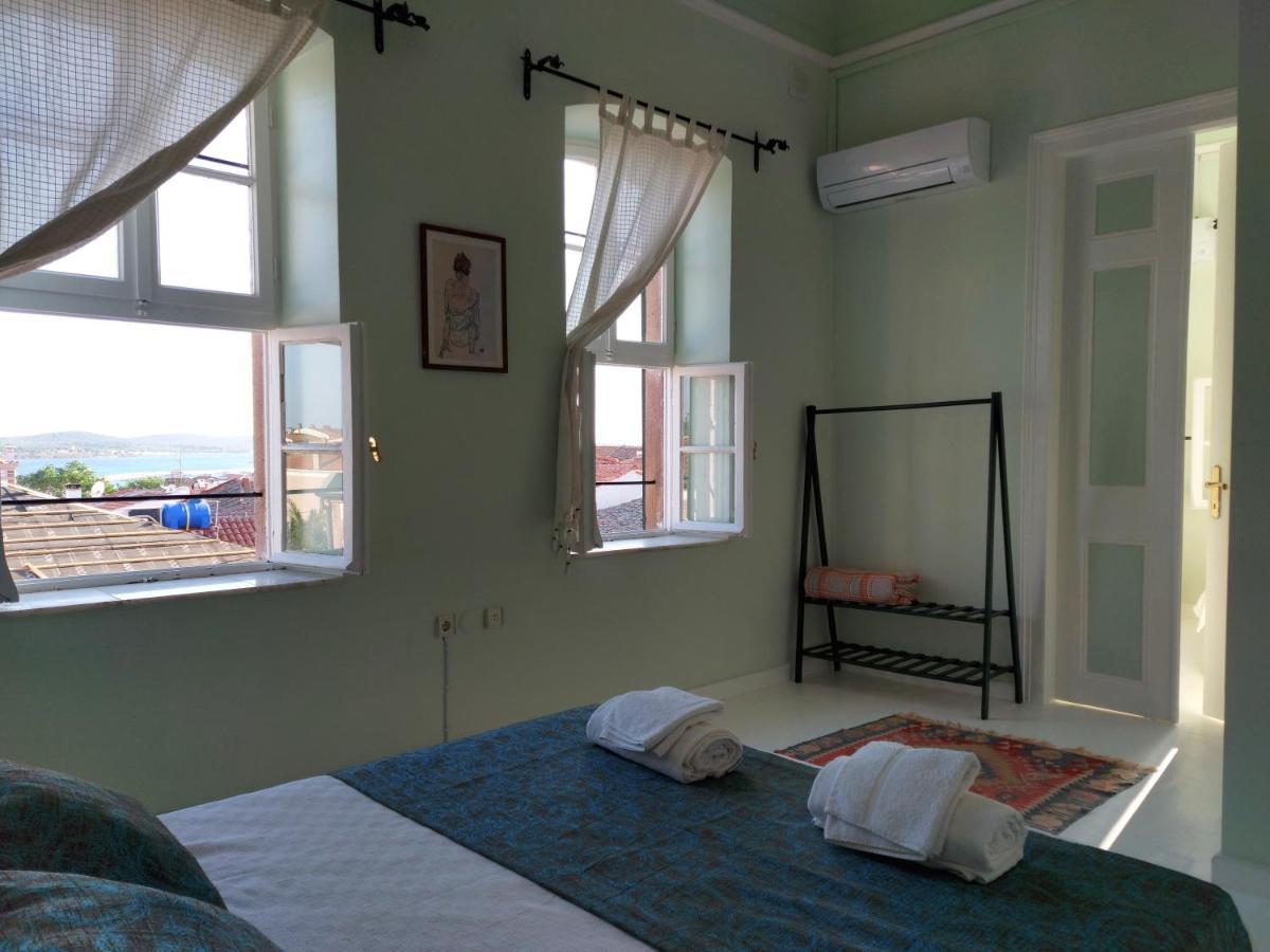 Eolos House Cunda Аявали Екстериор снимка