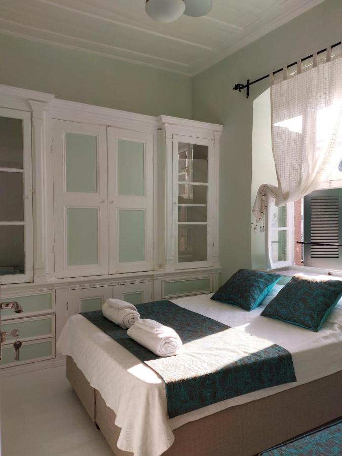 Eolos House Cunda Аявали Екстериор снимка